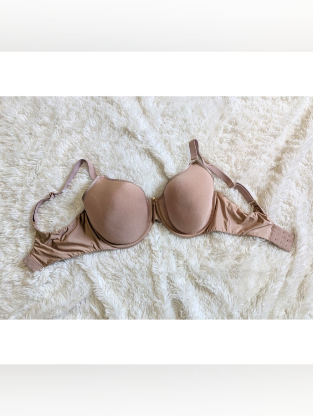 Wacoal Nude Beige Lightly Lined Adjustable Straps Bra Size 34DD
